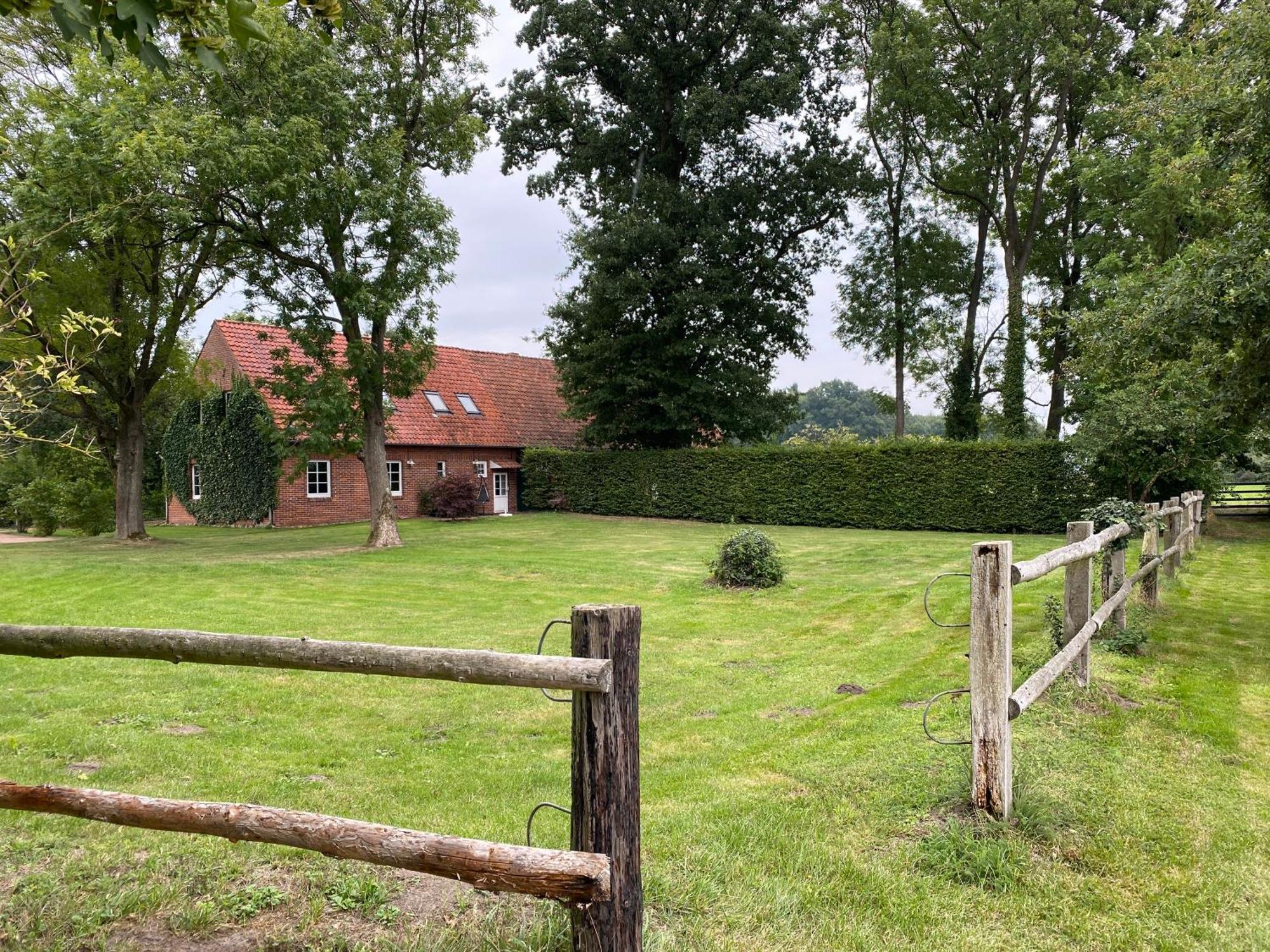 Ferienhaeuser Weitblick Gilten ภายนอก รูปภาพ